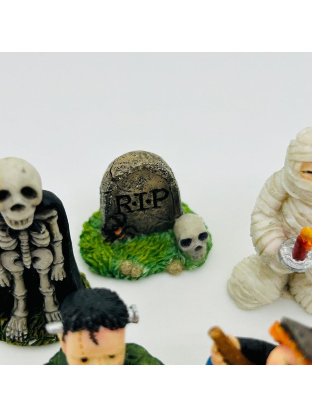 Vintage Enesco Miniature Halloween Figurine Witch Frankenstein Skeleton Mummy - Picture 6 of 16